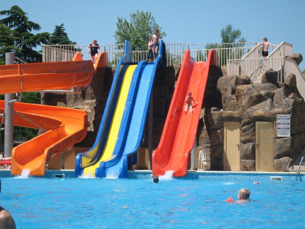 Hotel Iskar & Aquapark Sunny Beach Exterior photo