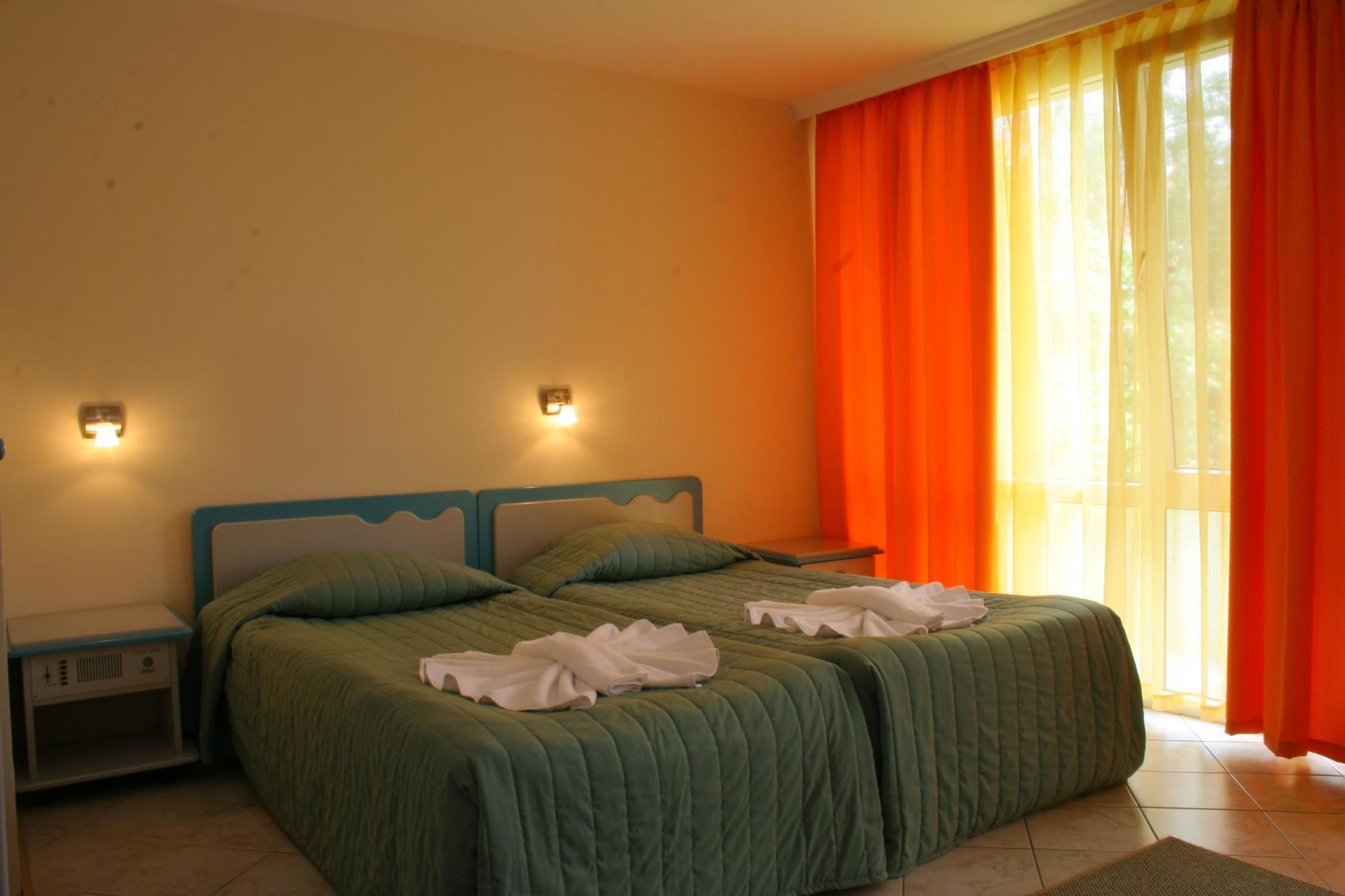 Hotel Iskar & Aquapark Sunny Beach Exterior photo